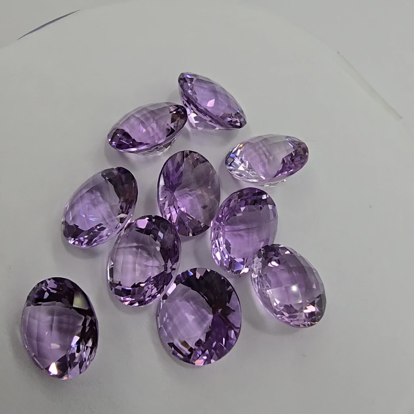 Anteprima video Lotto 10 Ametiste Taglio Rotondo 14 mm - 82,66 ct
