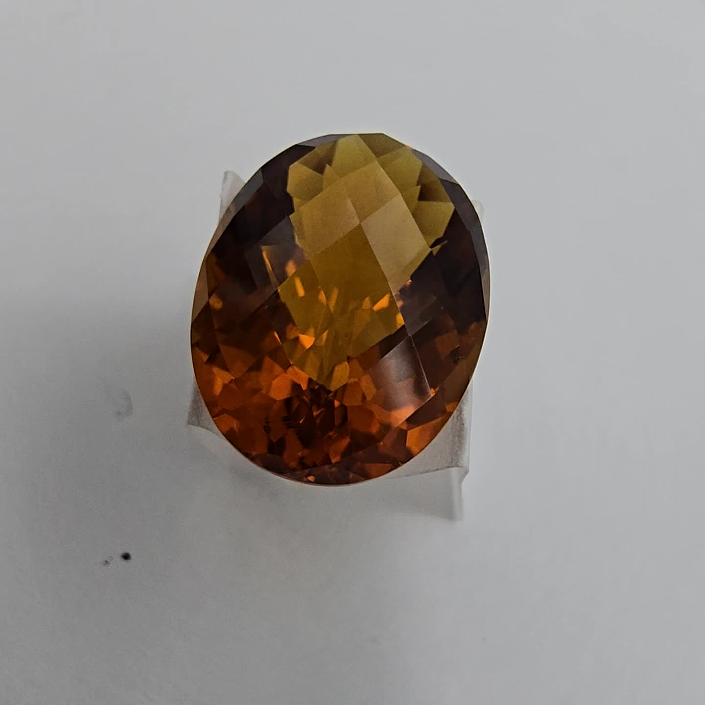 Anteprima video Citrino Madera Taglio Ovale 12 x 16 mm - 8,49 ct