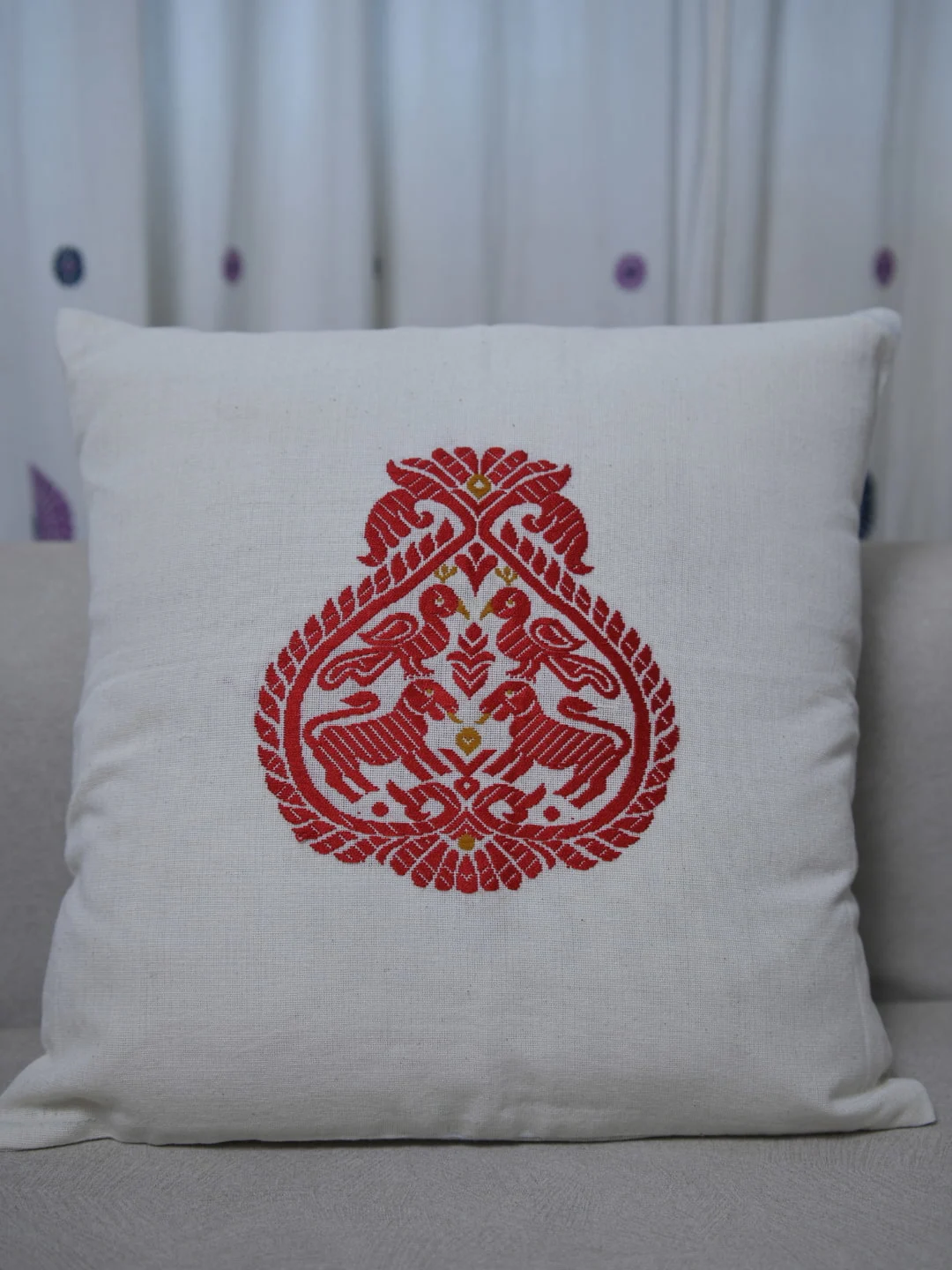 Xinkhap Handloom Cushion Cover