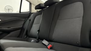 Chevrolet ONIX PLUS MT miniatura 13