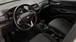 Chevrolet ONIX PLUS MT miniatura 12