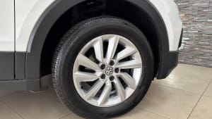 Volkswagen T-CROSS TRENDLINE MT miniatura 9