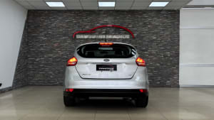 Ford FOCUS SE 5P miniatura 11
