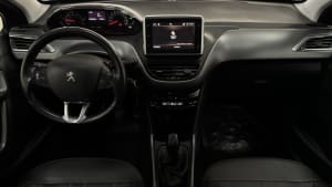 Peugeot 2008 FELLINE miniatura 3