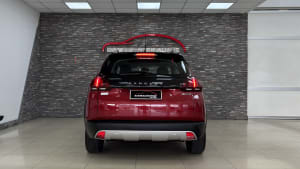 Peugeot 2008 FELLINE miniatura 15