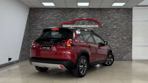 Peugeot 2008 FELLINE miniatura 12