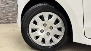 Ford KA S miniatura 5