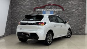 Peugeot 208 FELINE miniatura 14