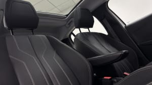 Peugeot 208 FELINE miniatura 5