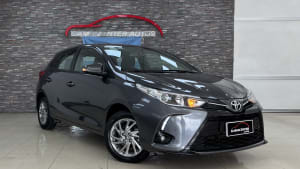 Toyota YARIS XLS CVT miniatura 8