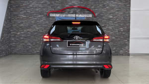 Toyota YARIS XLS CVT miniatura 12