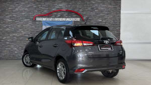 Toyota YARIS XLS CVT miniatura 7