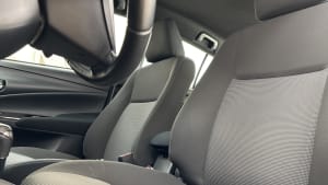 Toyota YARIS XLS CVT miniatura 5
