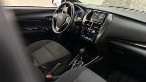 Toyota YARIS XLS CVT miniatura 13