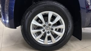 Volkswagen AMAROK CONFORTLINE miniatura 5
