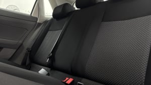Volkswagen POLO TRENDLINE MT miniatura 5