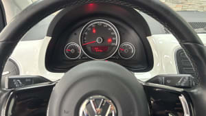 Volkswagen UP.! WHITE EDITION miniatura 11