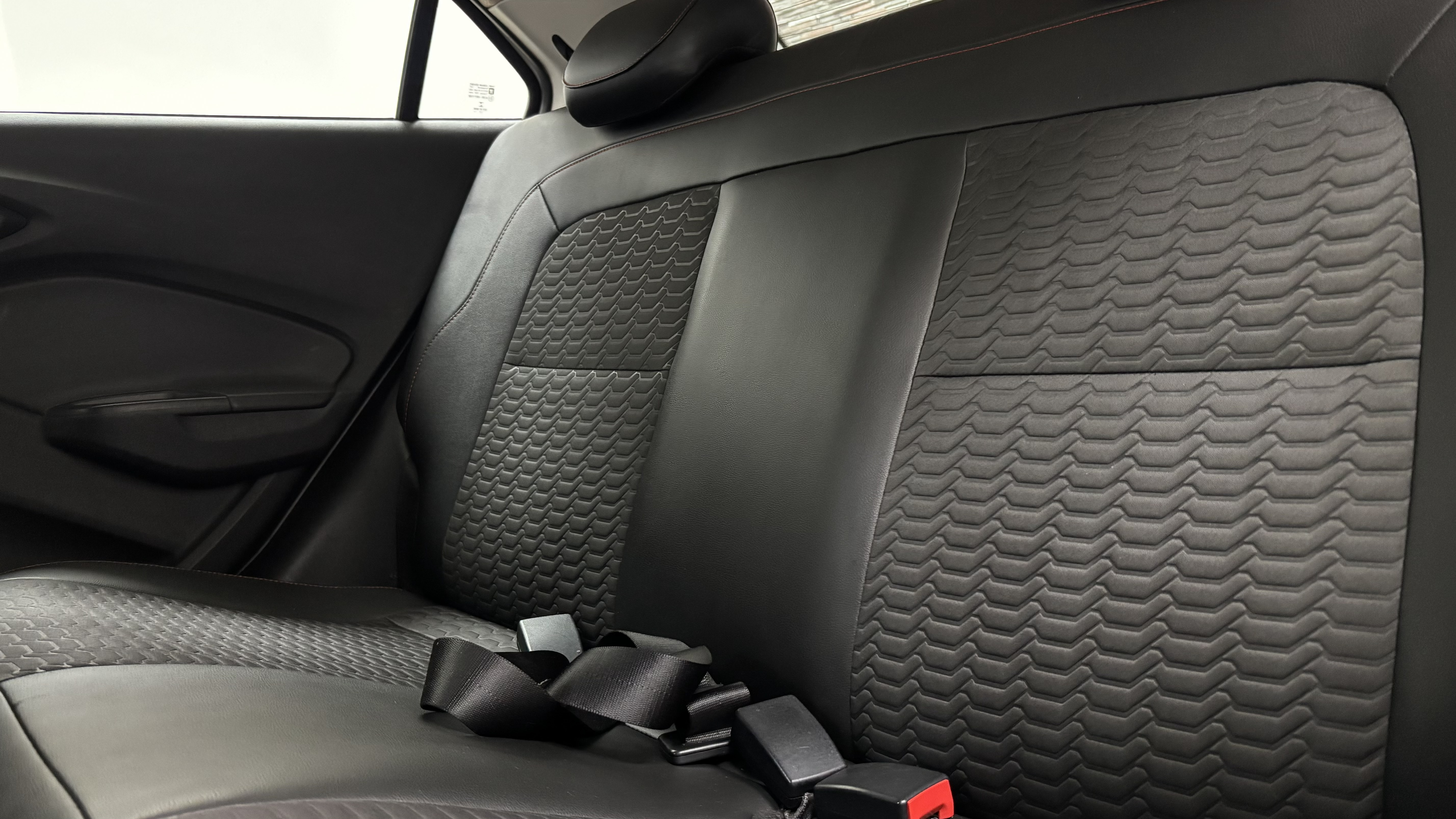 Chevrolet ONIX N LTZ miniatura 6