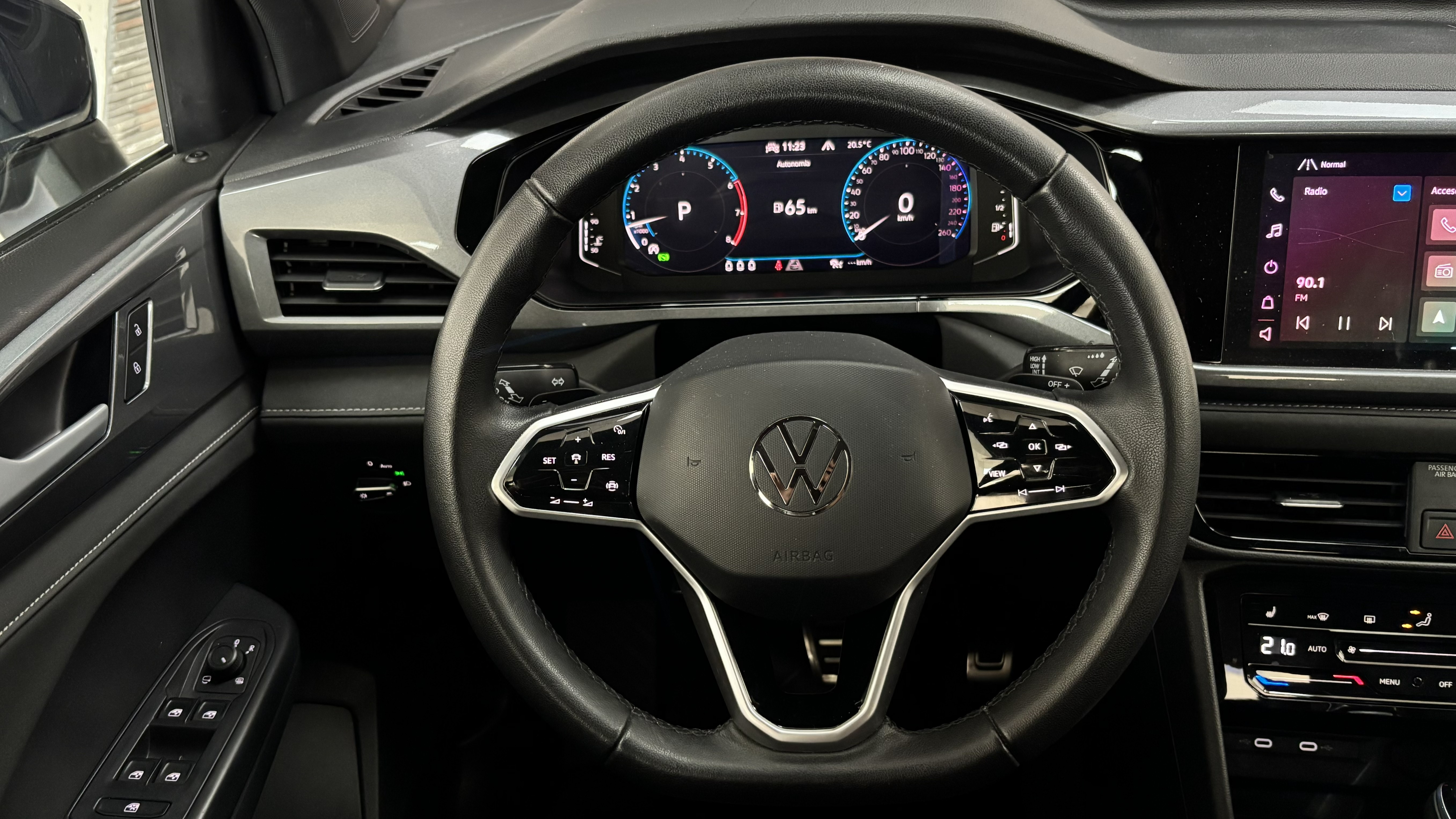 Volkswagen TAOS HIGHLINE 250 TSI miniatura 16