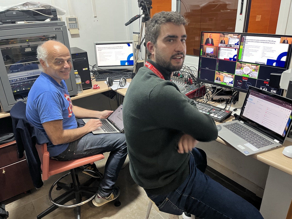 Sebastião Helvecio y Antonio Arias en el VII Congreso de Control Público, Granada, 2026