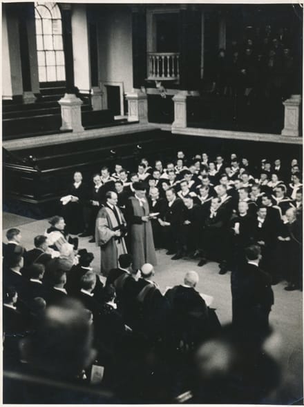 Pío del Río-Hortega - Acto de entrega del doctor honoris causa en ciencias por la Universidad de Oxford