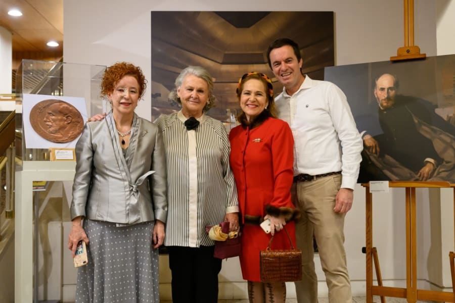 Belén Yuste, Sonnia L. Rivas-Caballero,
María Urioste Ramón y Cajal y José Adserias