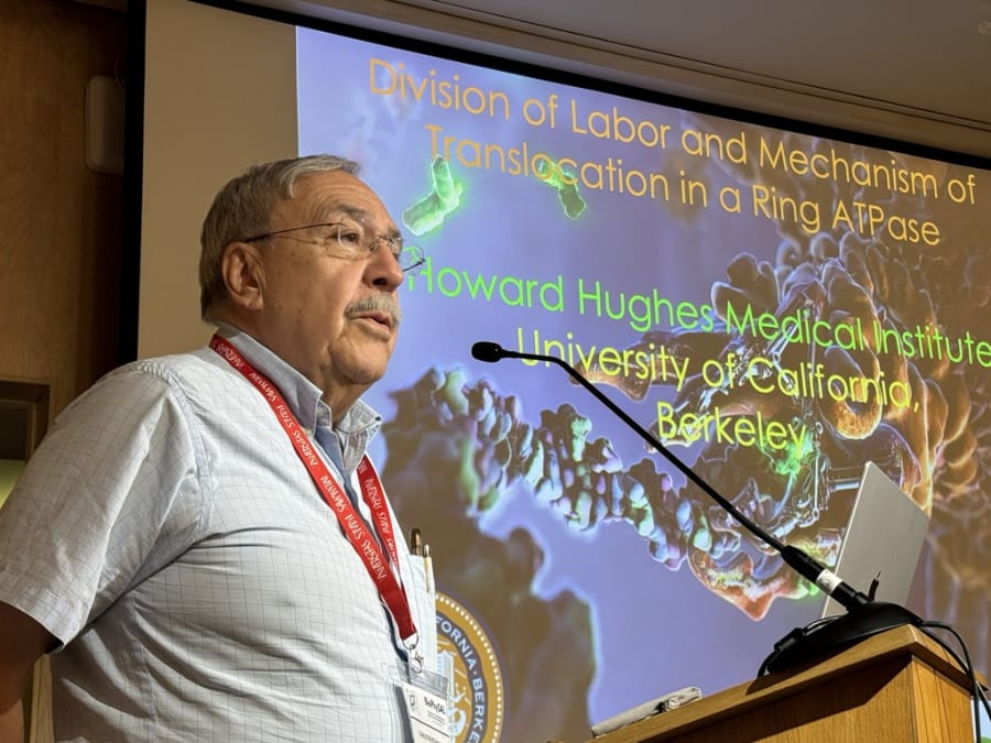 Carlos J. Bustamante - Eva Nogales - Richard Henderson - Santiago Ramón y Cajal - Universidad de Salamanca - BioPhySAL