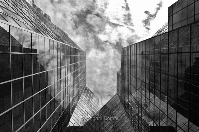 Noir & Blanc. Ville. Urbain. Gratte-ciel. Métropole - Regard Boréal