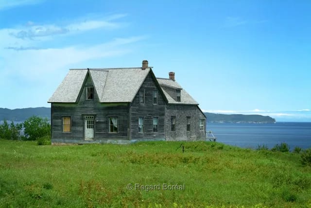 Maison. Patrimoine. Architecture. Histoire. Paysage du Québec. Gaspésie. Région du Québec - Regard Boréal