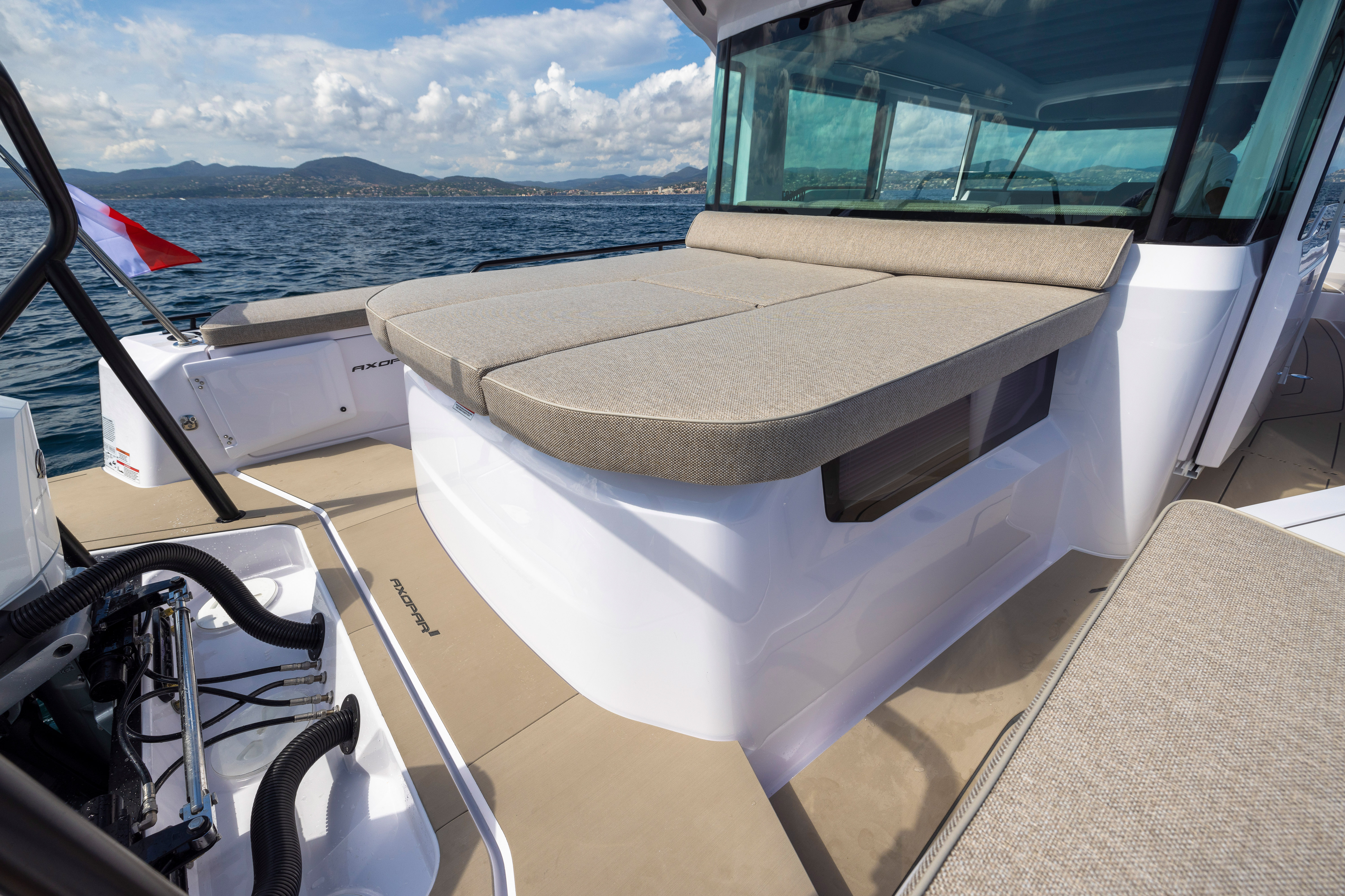 Image de 37 XC Cross Cabin