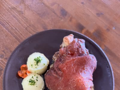 Codillo asado