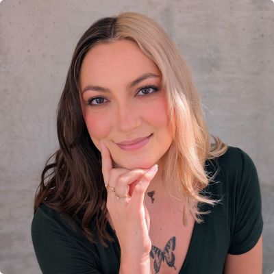 Photo of Stephanie Gast