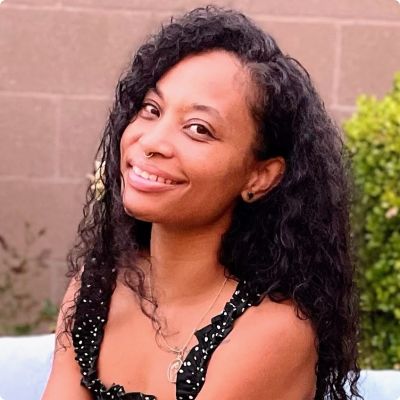 Photo of Shavonne James, LCSW