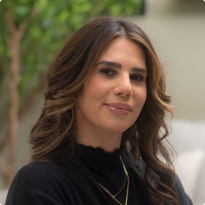 Photo of Lindsay Garelick