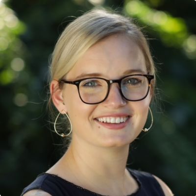 Photo of Amanda Gray