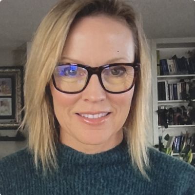 Photo of Deborah Cluff