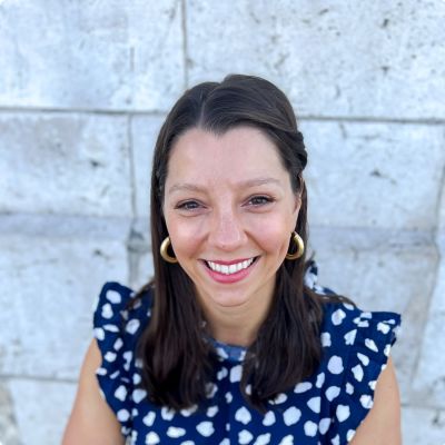 Photo of Lindsay Kuczera