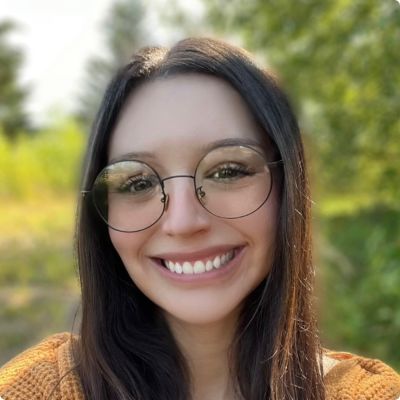Photo of Elli Adkins