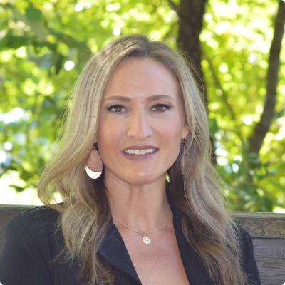 Photo of Dr. Courtney Clark Dunnill, PsyD, LLC