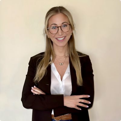 Photo of Elizabeth Orent
