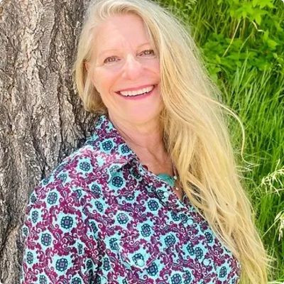 Photo of Paula Zuccaro PMHNP