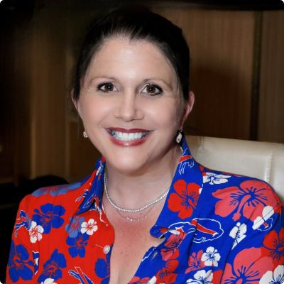 Photo of Dr. Laura Anderson