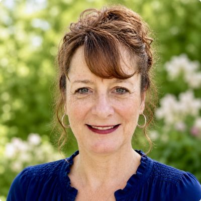 Photo of Karen Welch Buttars