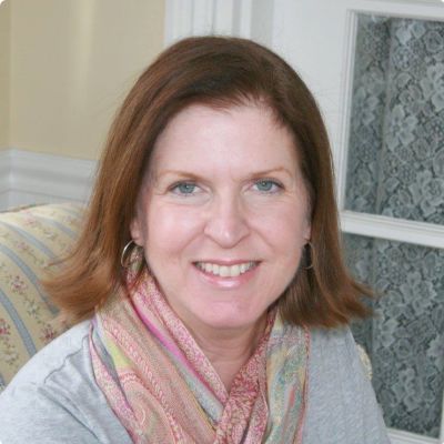 Photo of Eileen Araco