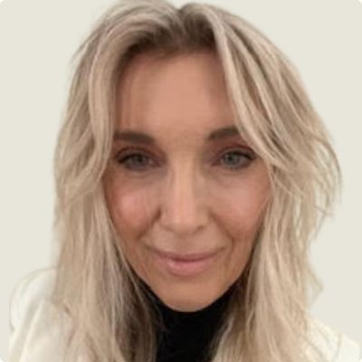 Photo of Carla Hartshorn