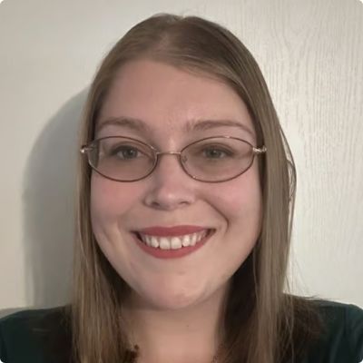 Photo of Samantha Brown