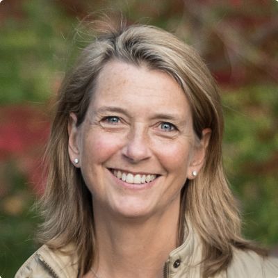 Photo of Jessica Douglas