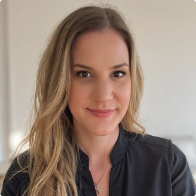Photo of Julie Englert