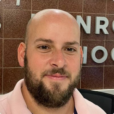 Photo of Joshua Weiss