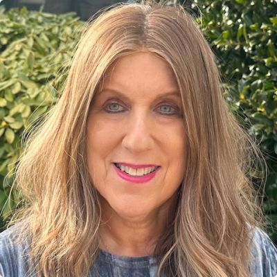 Photo of Julie Fried